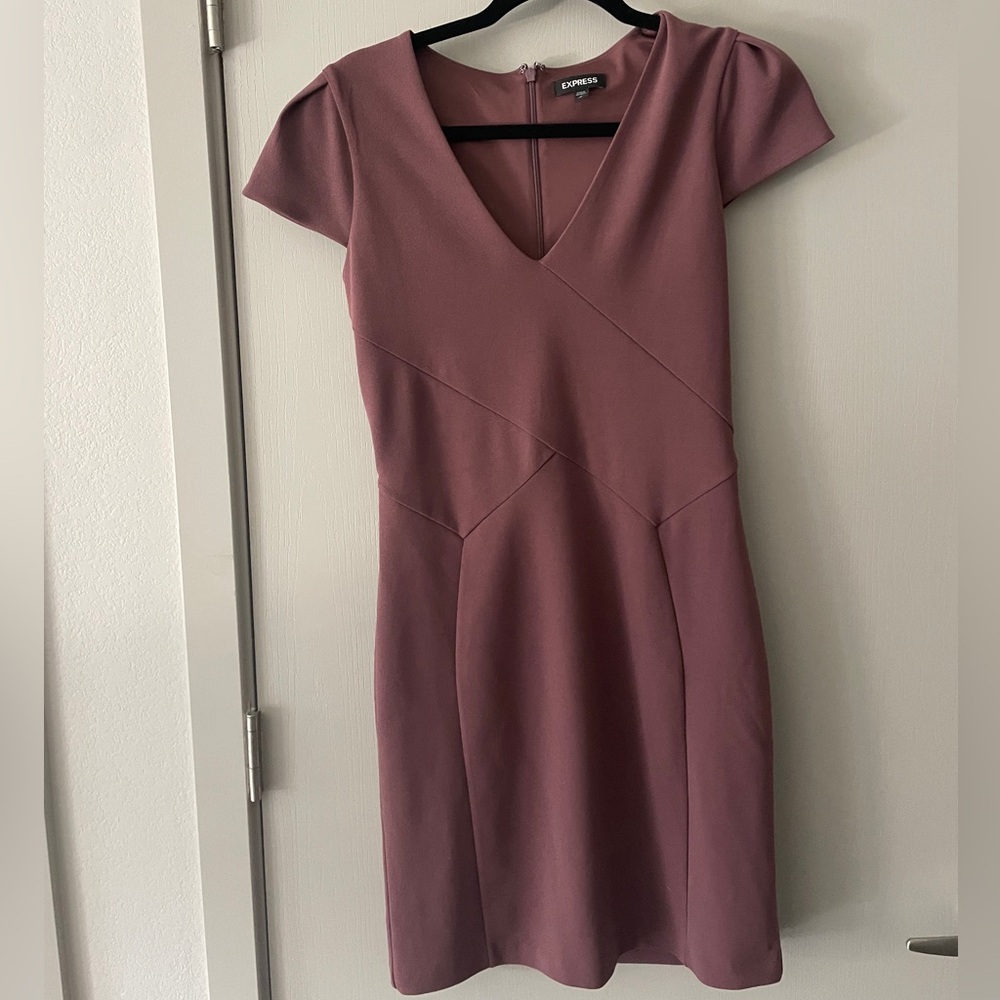 Express tulip sleeve dress